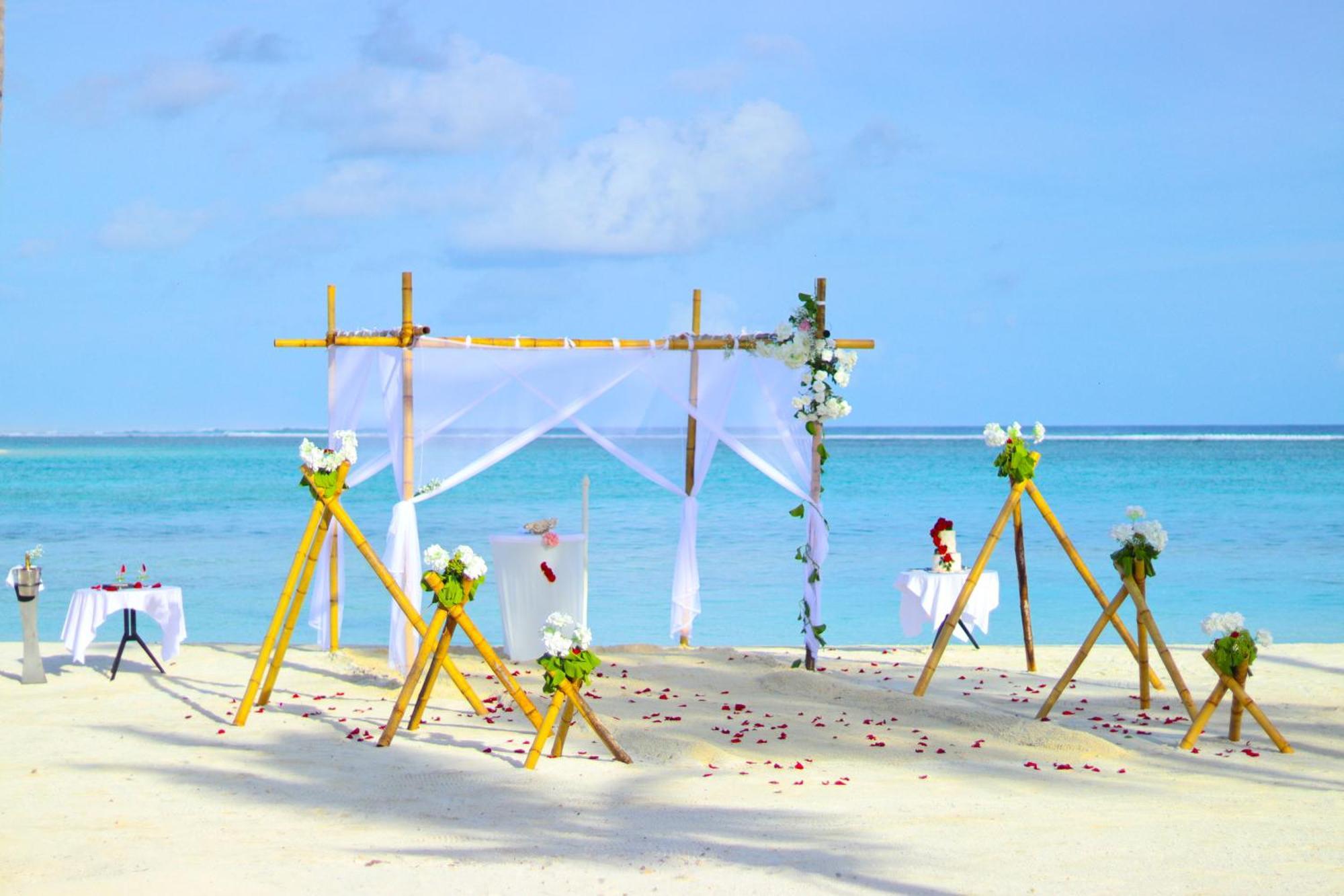 Barcelo Whale Lagoon Maldives Bodufinolhu  Exterior photo